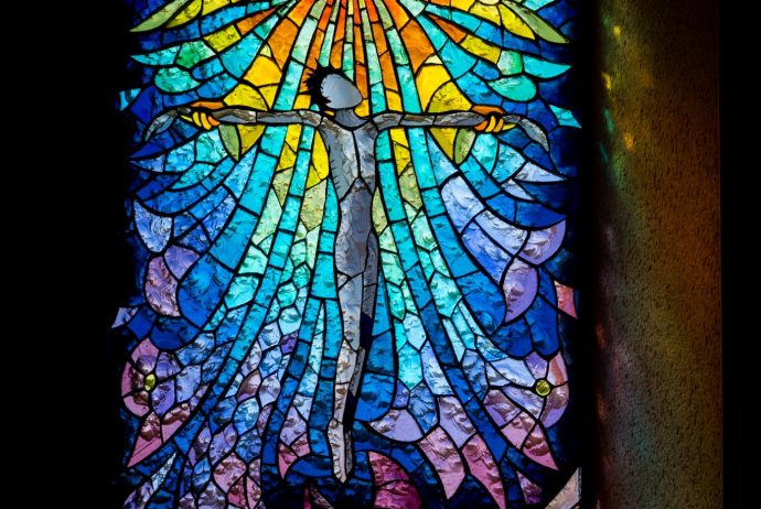 Jakobsweg Chapelle Saint Roche Kirchenfenster Jesus